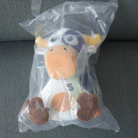 VeeFriends COMMON SENSE COW PLUSH *Brand New Plastic Sealed* - Picture 1 of 3